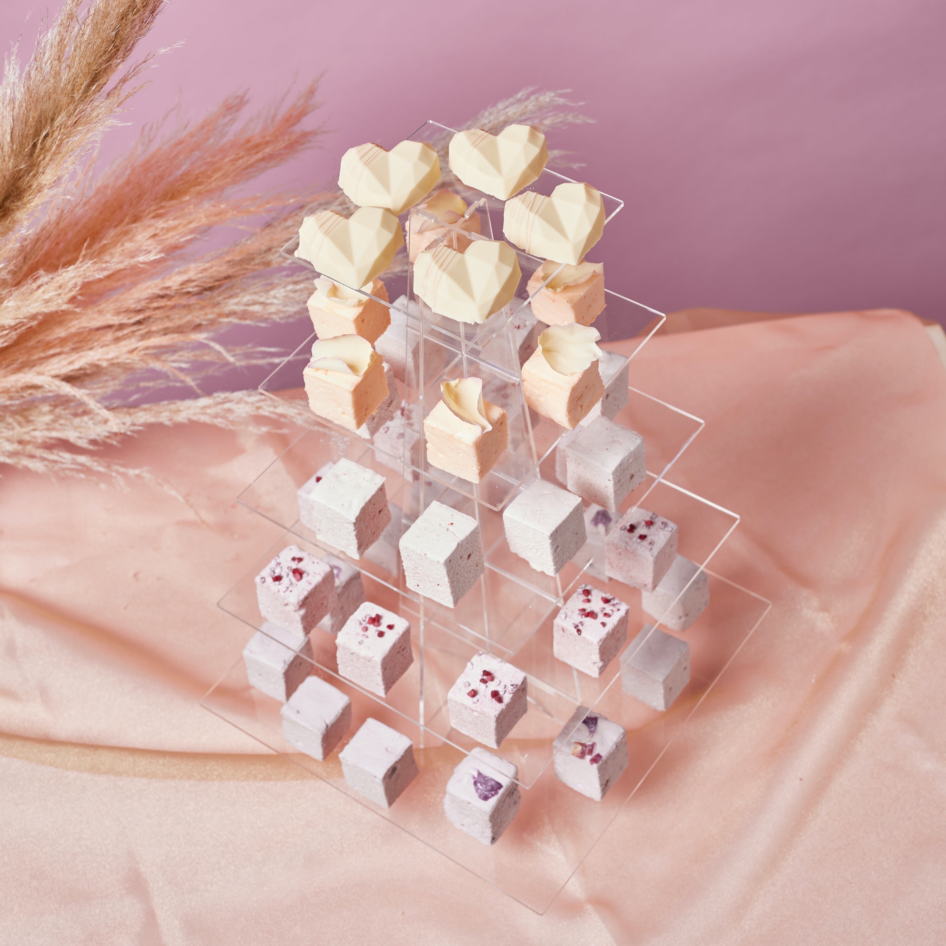 Marshmallow and Heart Teacake Centrepiece